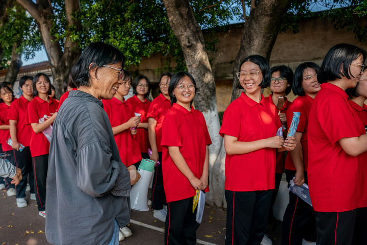 感悟张桂梅老师的党心初心和良心