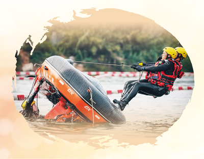 有一种守护叫“火焰蓝”（建设更高水平的平安中国）