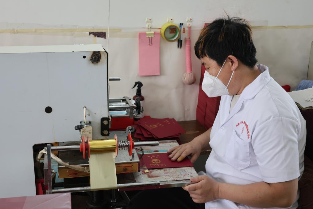 这些“特殊”的人是“幸福印刷师”:一个33年的暖心故事