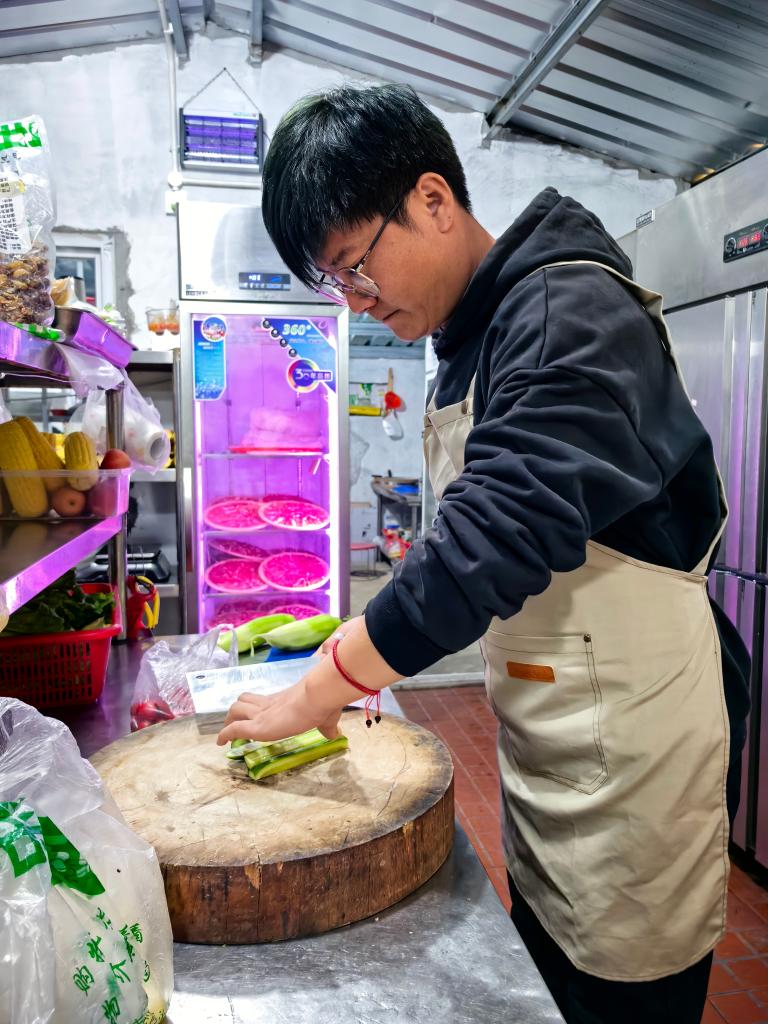 再难也不能欠工友钱 6年还债80万——这个“90后”一笔一划写诚信