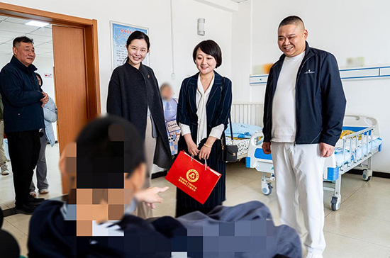 “学雷锋·暖童心·共成长”爱心活动走进丰台区儿童福利院 “学雷锋·暖童心·共成长”爱心活动走进丰台区儿童福利院