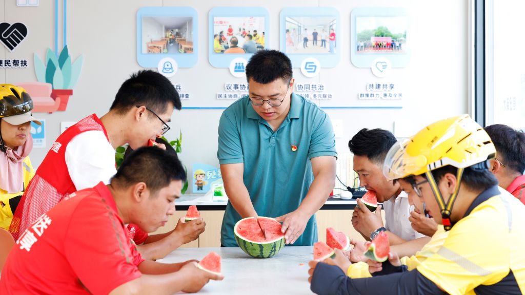 江苏泗洪:服务驿站暖人心