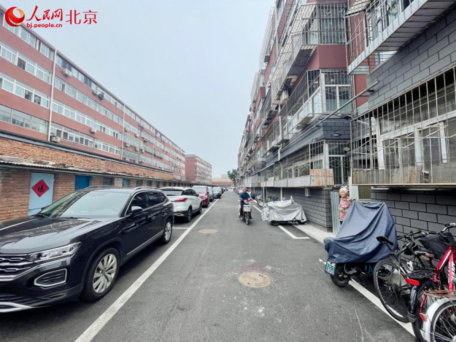停车难!北京延庆一老旧小区改造后停车更难 111微信图片_20250922130906_231_12