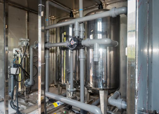 水润“她”世界:一滴水改变生活 ——“母亲水窖”25年公益实践纪实 水润“她”世界:一滴水改变生活 ——“母亲水窖”25年公益实践纪实